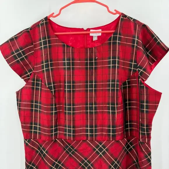 The Children’s Place Dress Size 24 NWOT Plaid Holiday Christmas Satin Plus Curvy - Picture 7 of 13